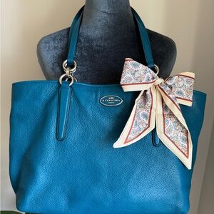 Coach Blue Chicago Ellis Tote 33961